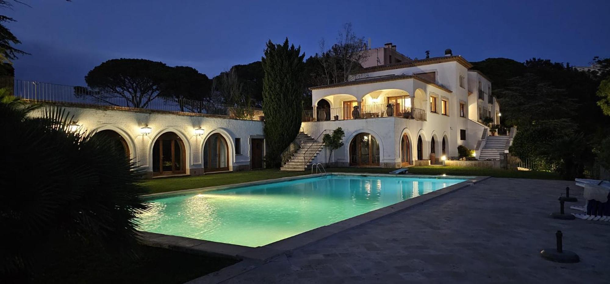 Villa Maricel Sant Feliu de Guixols Bagian luar foto